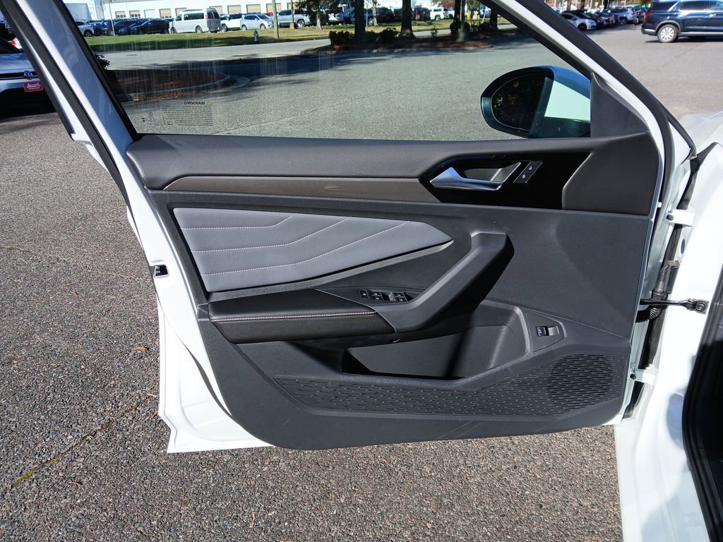 New 2026 Volkswagen Jetta SEL FWD image 10