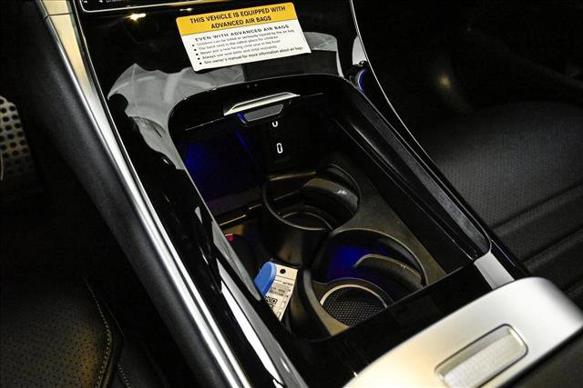 New 2026 Mercedes-Benz GLC 300 4MATIC image 13