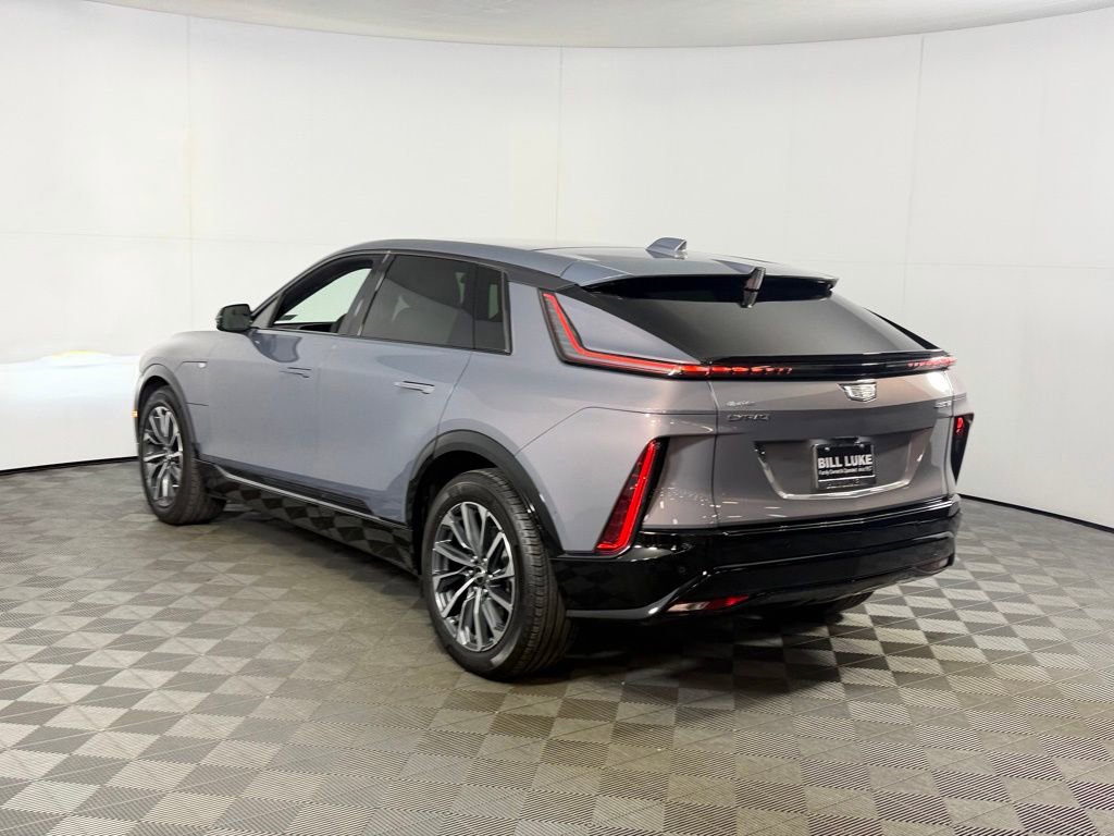 Used 2024 Cadillac Lyriq Sport RWD image 10