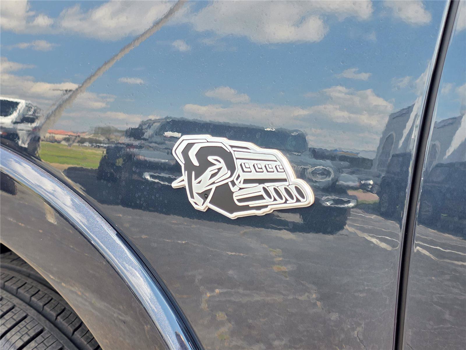 New 2026 RAM 1500 Laramie w/ Night Edition AWD/4WD image 39