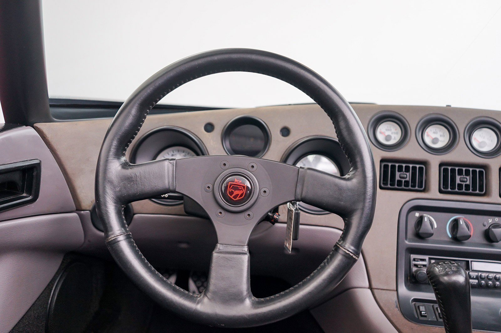 Used 1993 Dodge Viper RT/10 image 30