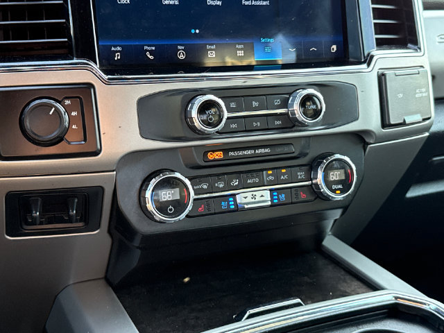 Used 2022 Ford F350 Lariat w/ Lariat Ultimate Package AWD/4WD image 25