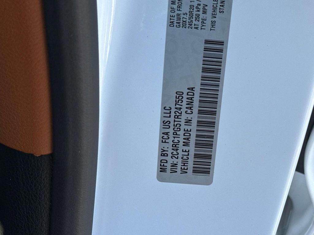 New 2026 Chrysler Pacifica Pinnacle FWD image 17