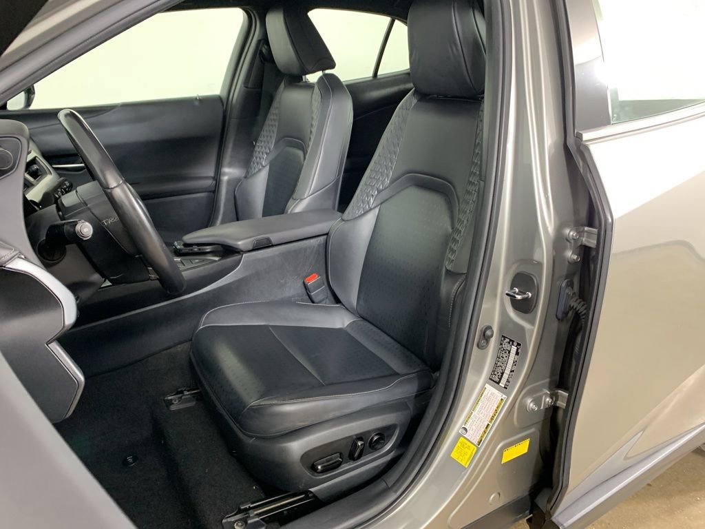 Used 2022 Lexus UX 200 w/ Accessory Package (Z1) image 29