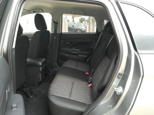 Used 2026 Mitsubishi Outlander Sport ES AWD/4WD image 18