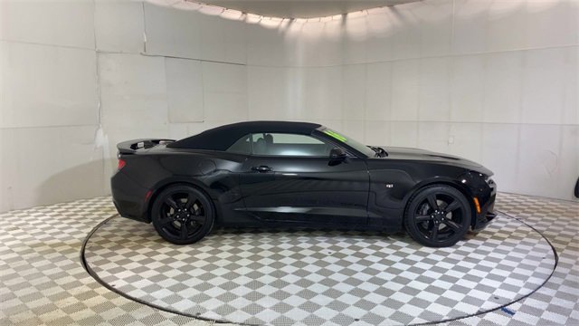 Used 2016 Chevrolet Camaro SS image 9