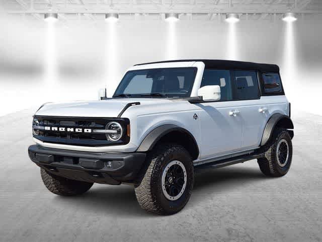 Used 2023 Ford Bronco Outer Banks w/ Sasquatch Package AWD/4WD image 4