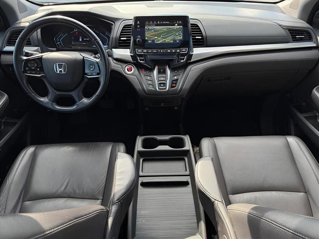Used 2018 Honda Odyssey Touring image 10