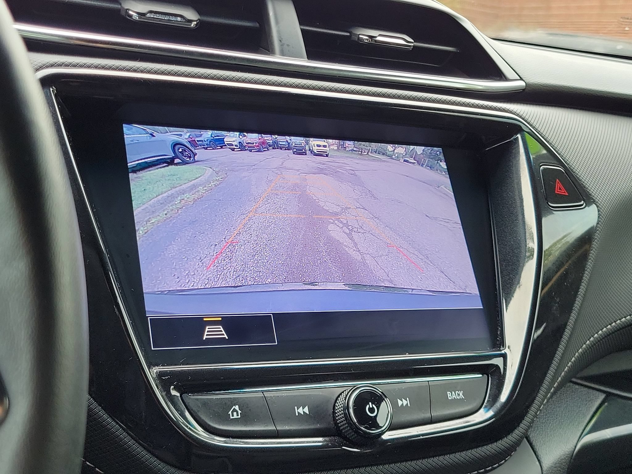 Used 2023 Chevrolet TrailBlazer ACTIV w/ Sun and Liftgate Package AWD/4WD image 19