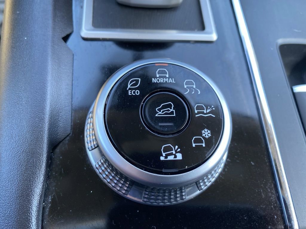 Used 2022 Mitsubishi Outlander SE image 21