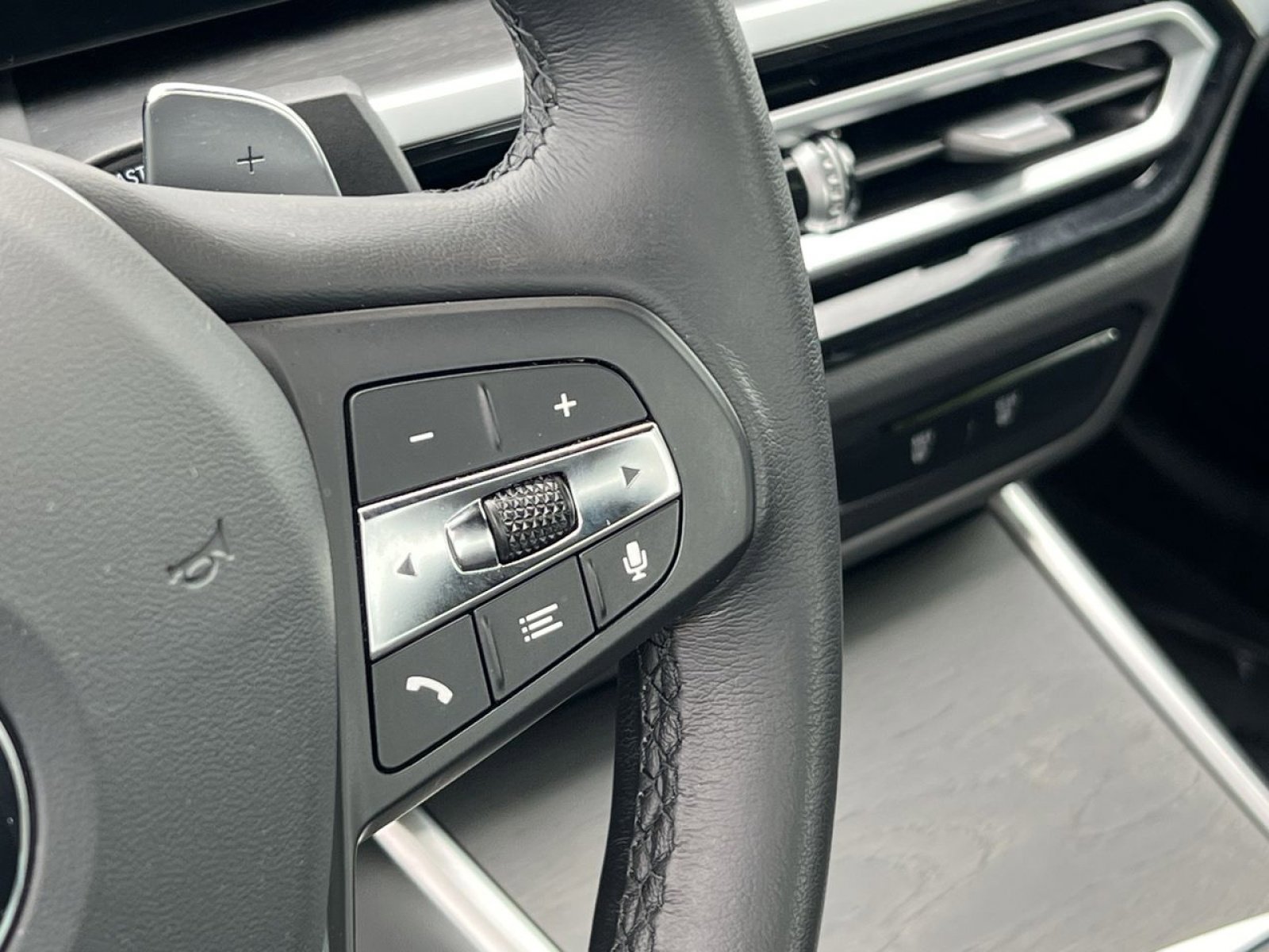 Used 2023 BMW 330i xDrive Sedan w/ Driving Assistance Package image 33