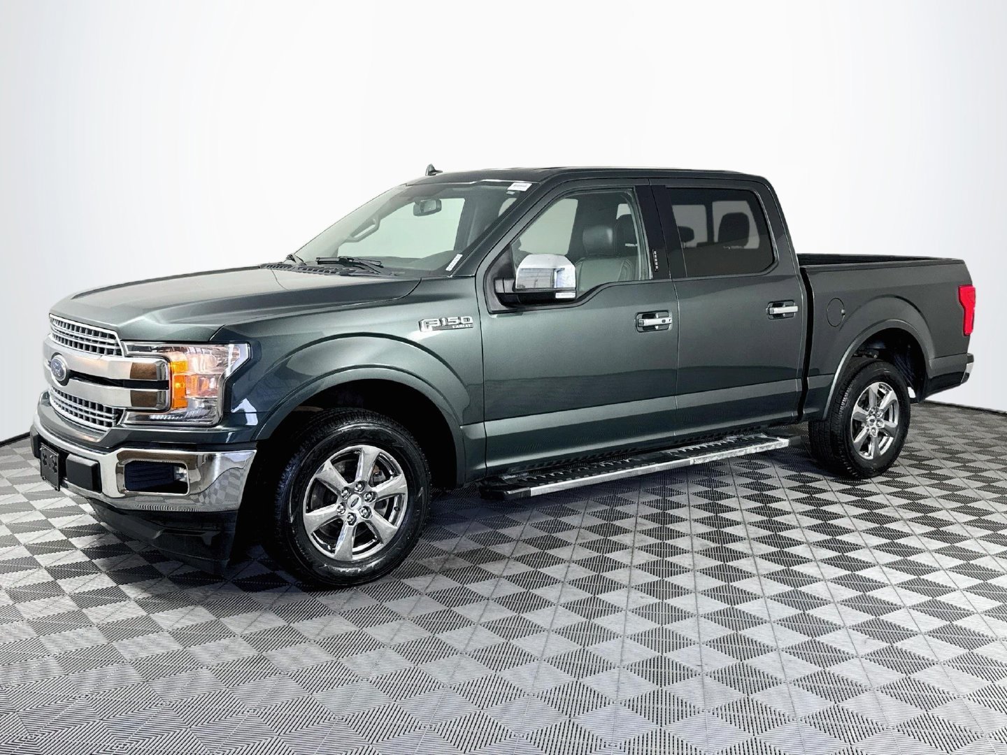 Used 2018 Ford F150 Lariat w/ Equipment Group 501A Mid RWD image 4