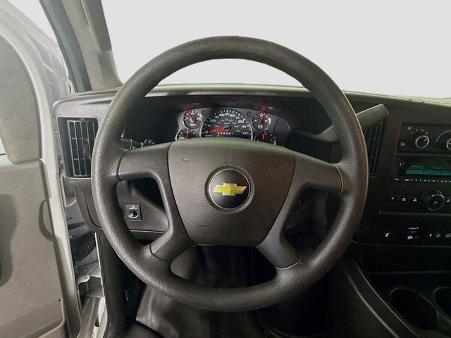 Used 2021 Chevrolet Express 2500 RWD image 13