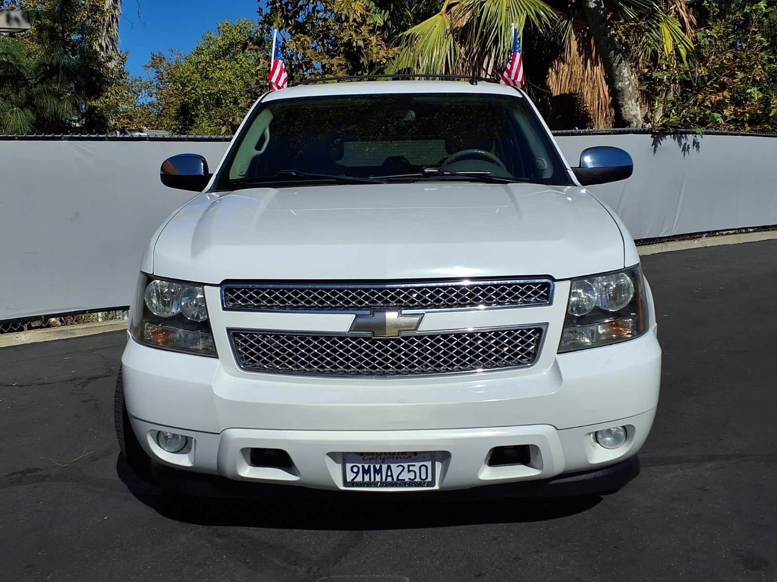 Used 2010 Chevrolet Tahoe LT w/ Regional Value Package RWD image 2