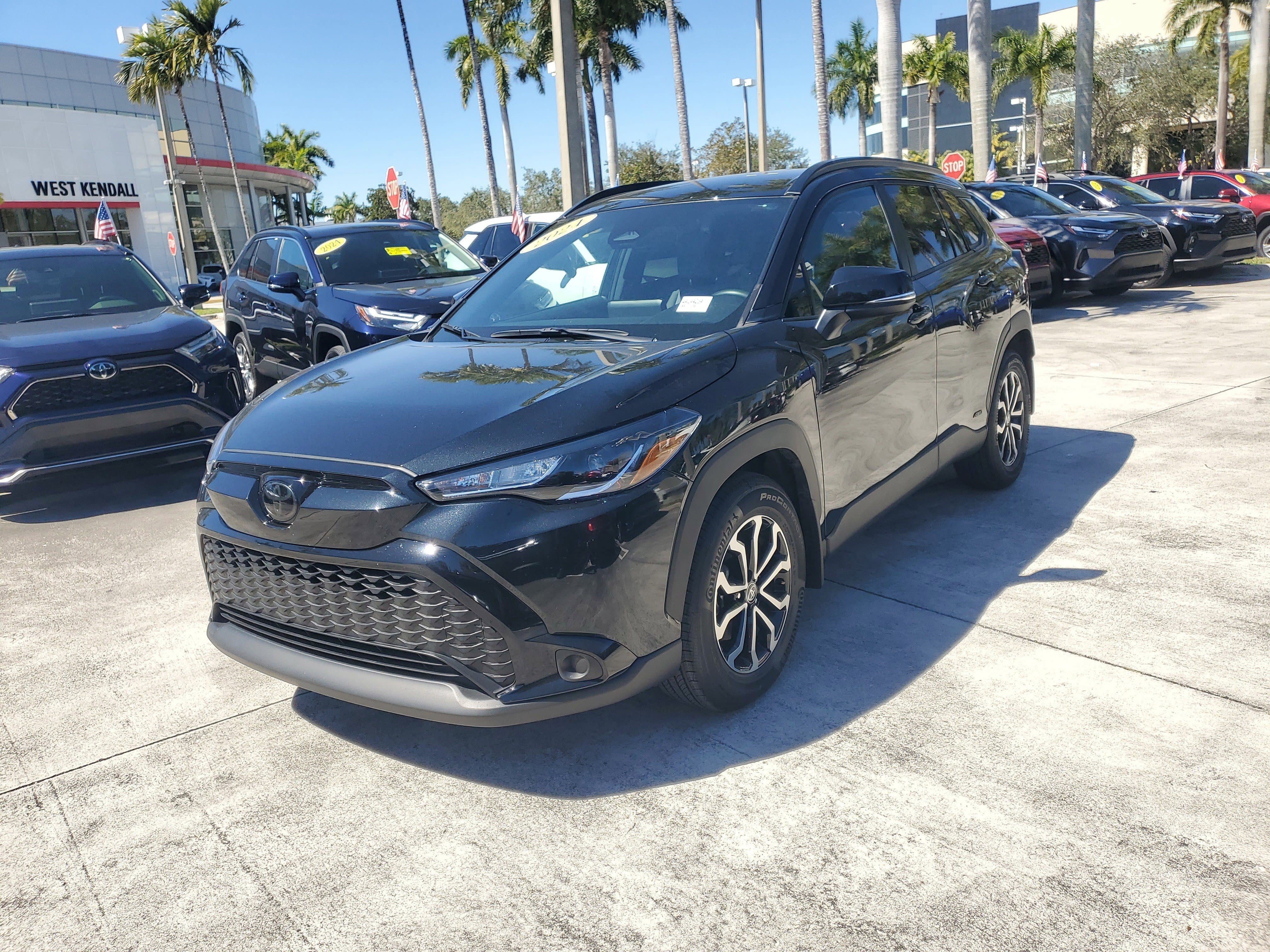 Certified 2024 Toyota Corolla Cross SE image 7