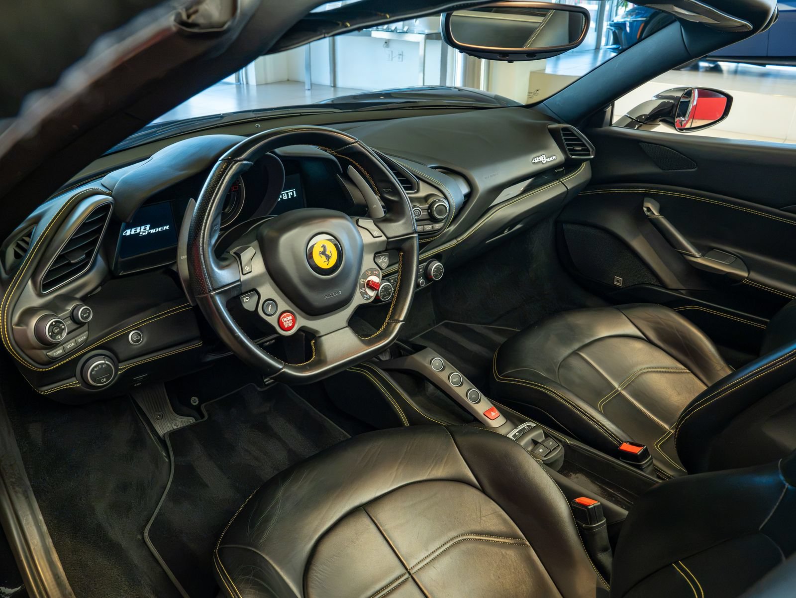 Used 2018 Ferrari 488 Spider RWD image 9