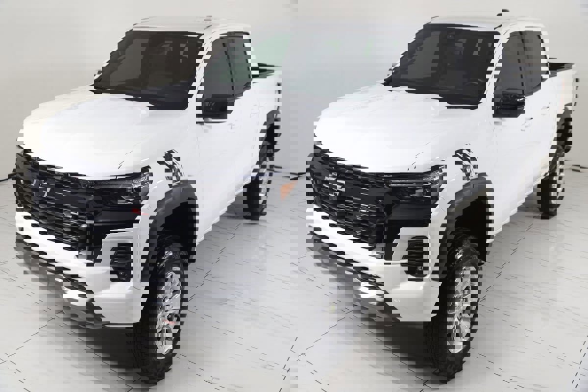 Used 2023 Chevrolet Colorado Z71 image 23