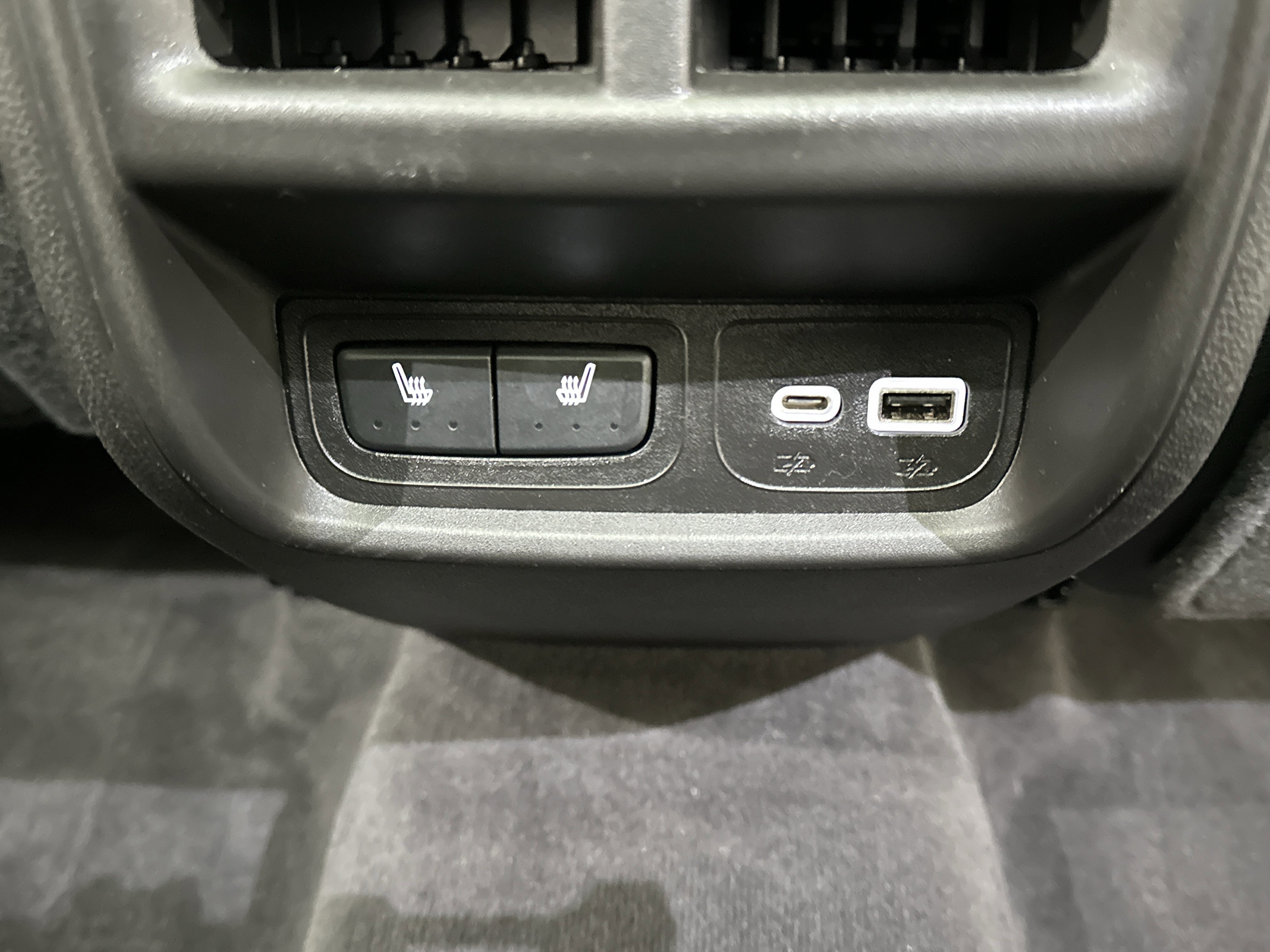 Used 2024 Cadillac XT4 Sport image 25