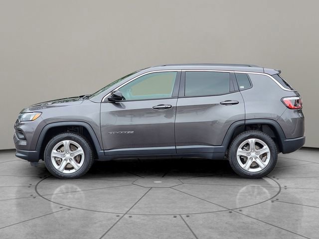 Certified 2023 Jeep Compass Latitude w/ Convenience Group AWD/4WD image 9