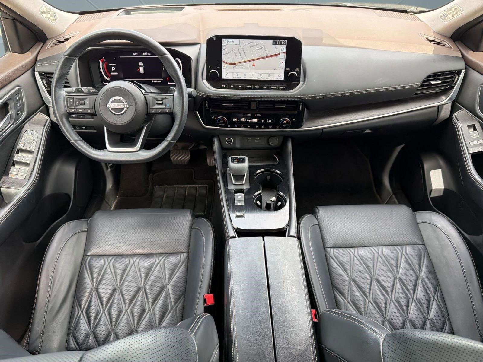 Used 2023 Nissan Rogue Platinum w/ Platinum Premium Package image 17