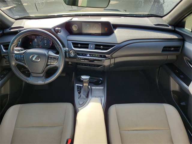 Used 2019 Lexus UX 200 w/ Premium Package image 13