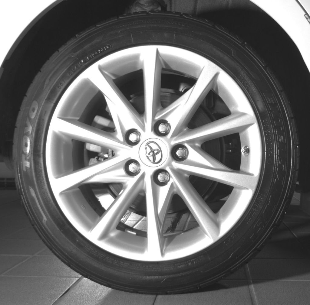 Used 2012 Toyota Prius V Five FWD image 17