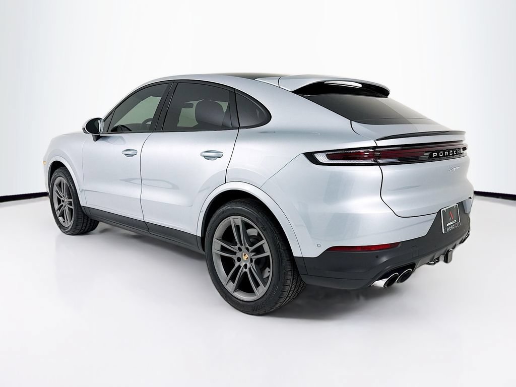 Certified 2026 Porsche Cayenne Coupe AWD/4WD image 3