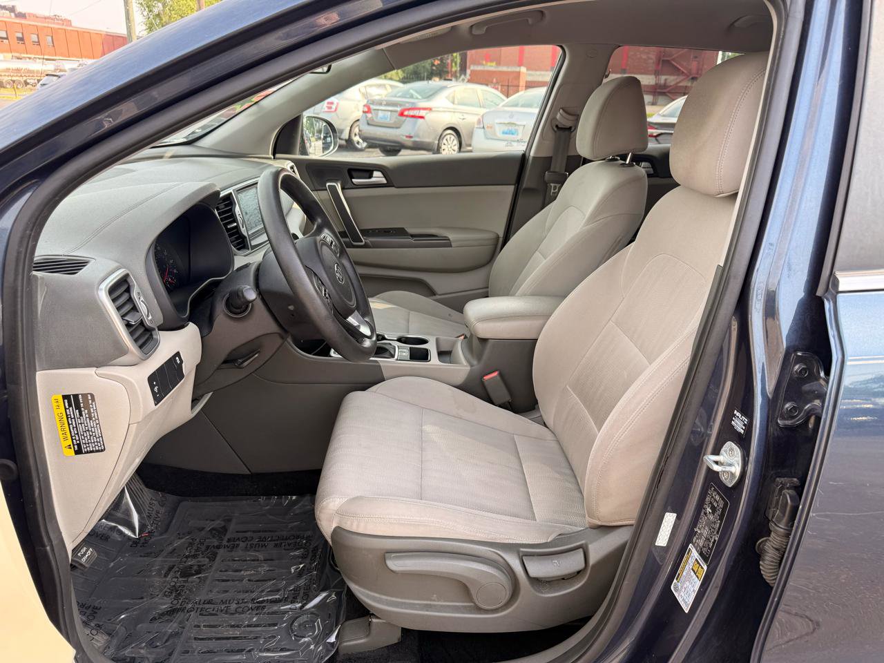 Used 2017 Kia Sportage LX FWD image 8