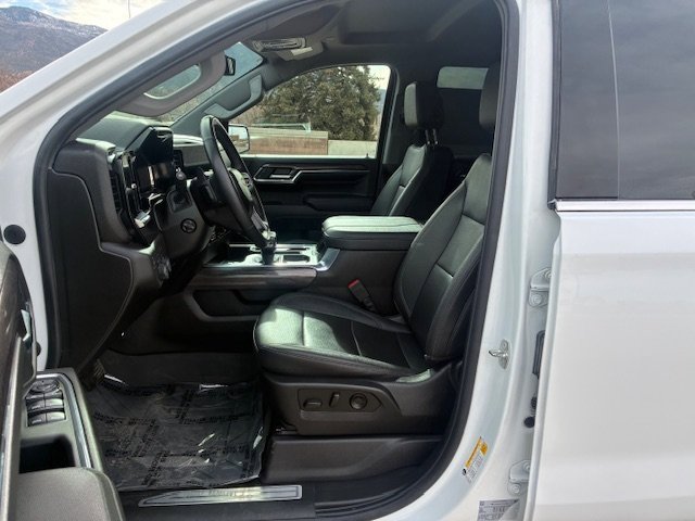 Used 2023 Chevrolet Silverado 1500 LTZ image 11