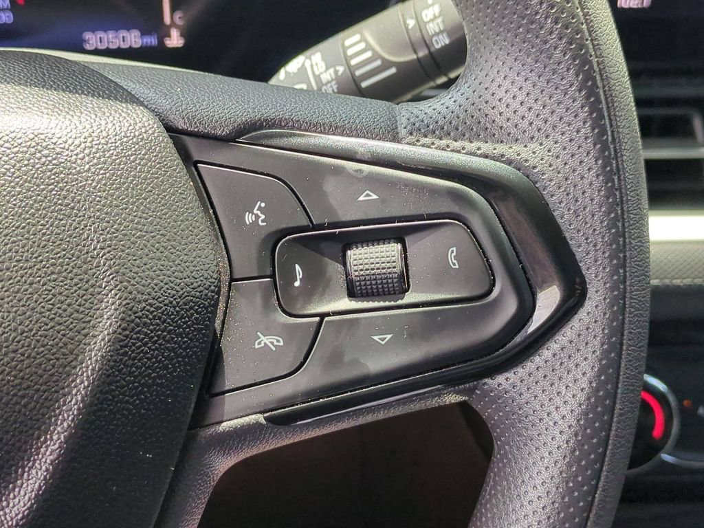 Used 2025 Chevrolet TrailBlazer LT AWD/4WD image 21