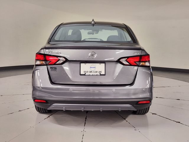 Used 2022 Nissan Versa SR w/ Convenience Package FWD image 10