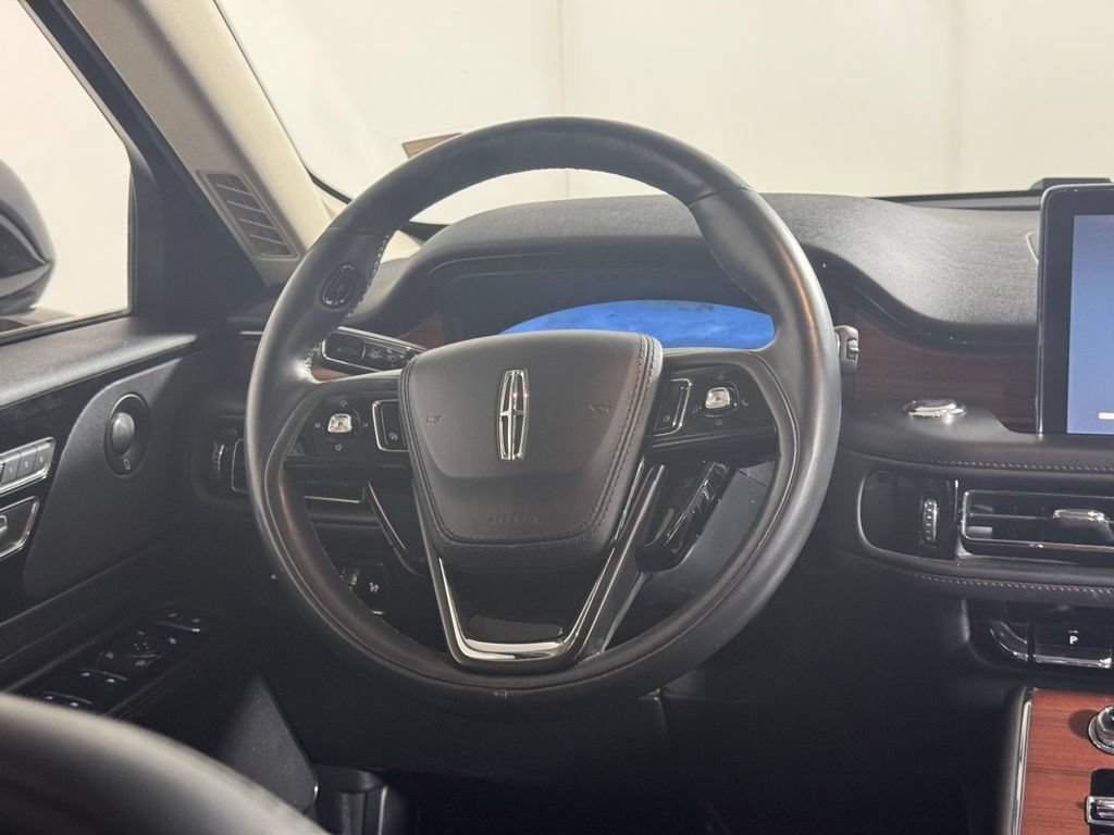 Certified 2022 Lincoln Aviator Reserve w/ Elements Package Plus AWD/4WD image 15