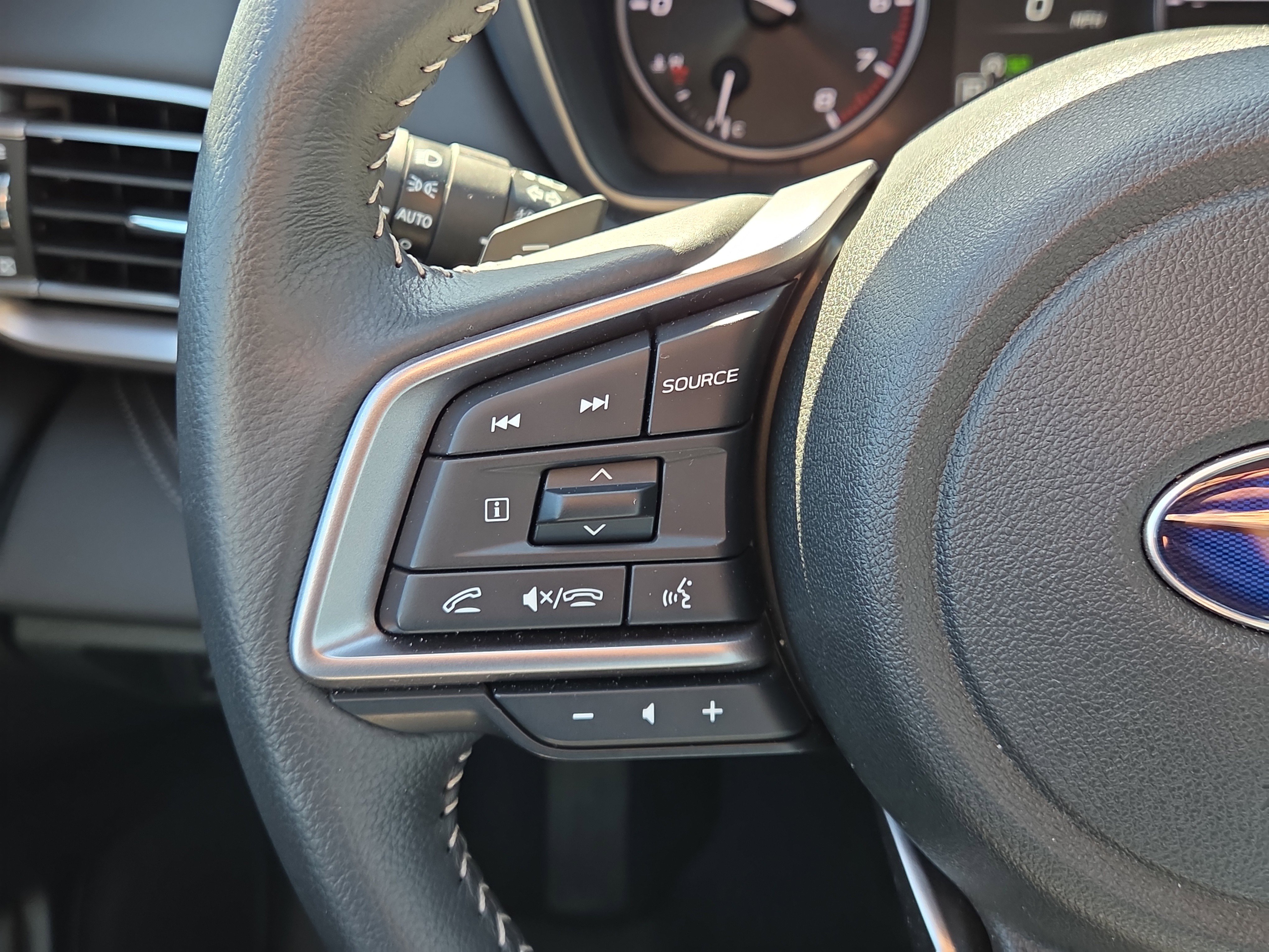 Certified 2025 Subaru Outback Limited image 20