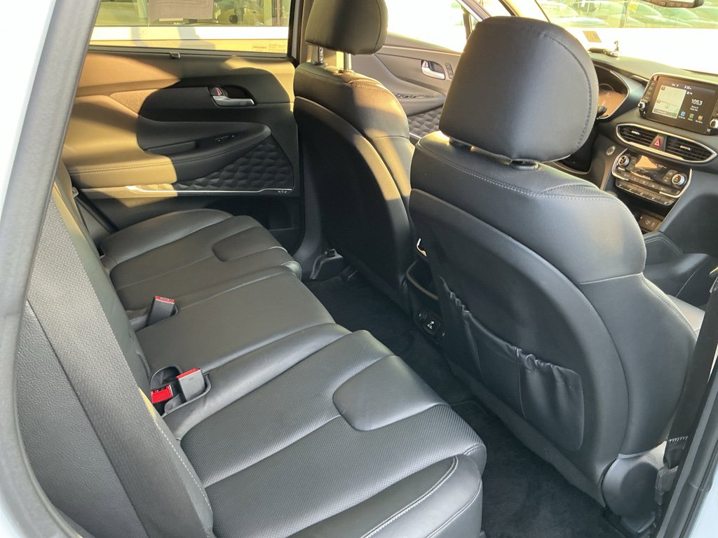 Used 2019 Hyundai Santa Fe Limited w/ Cargo Package image 15