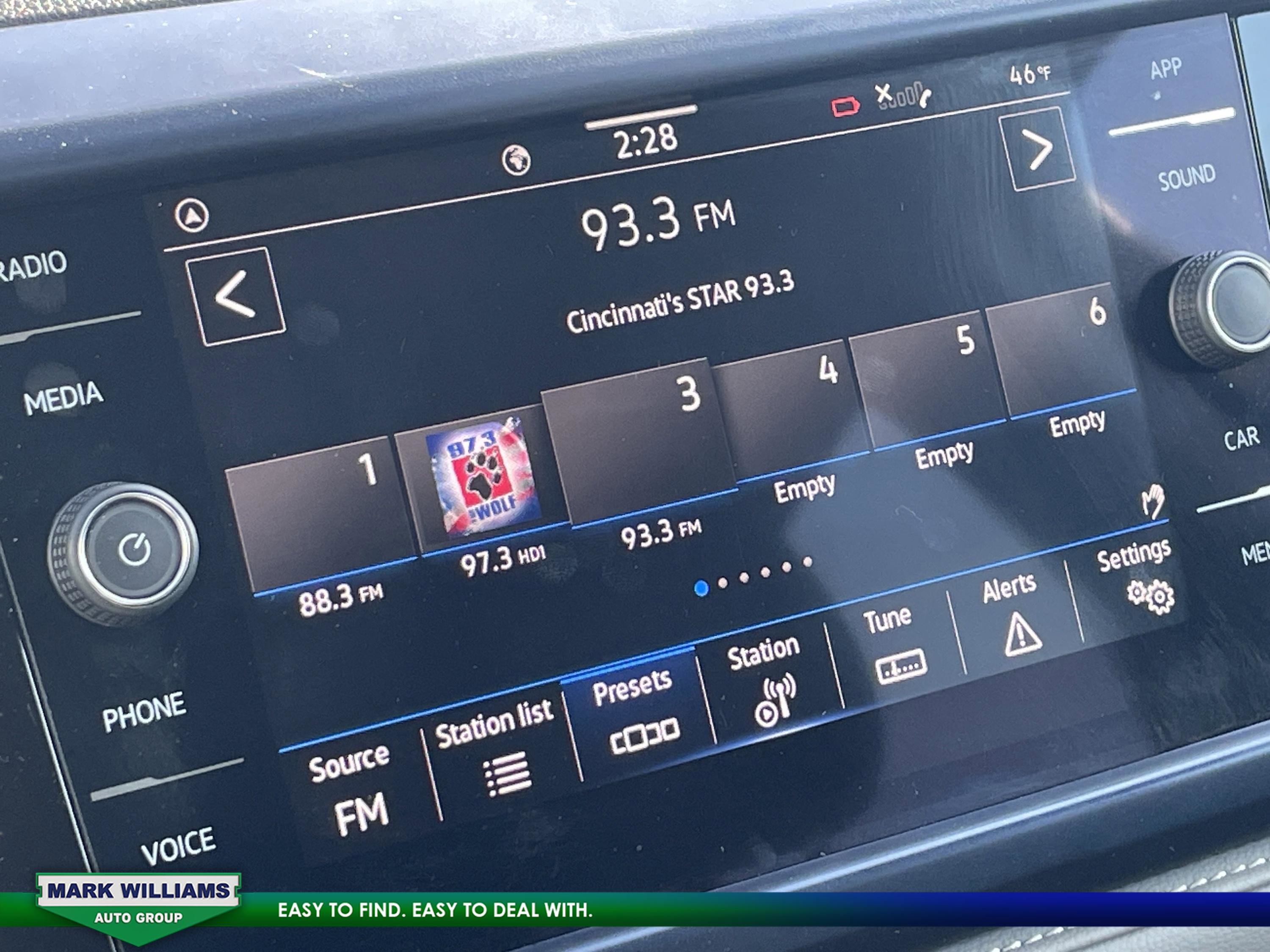 Used 2024 Volkswagen Taos SE image 19