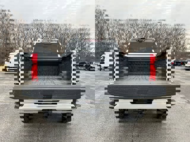 Used 2024 Chevrolet Silverado 2500 High Country w/ High Country Premium Package AWD/4WD image 17