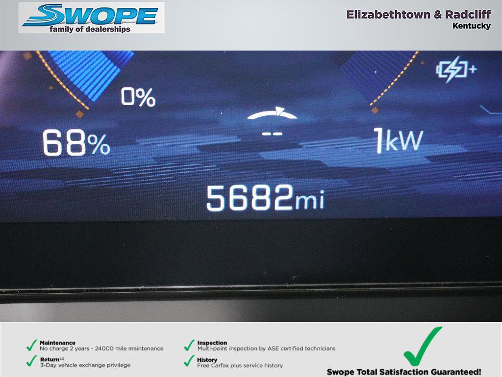 Used 2025 Chevrolet Equinox EV LT image 13