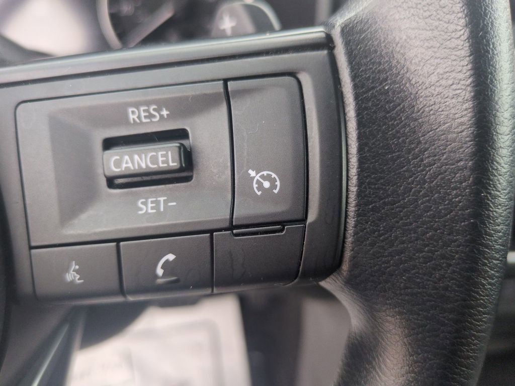 Used 2023 Nissan Rogue S FWD image 18