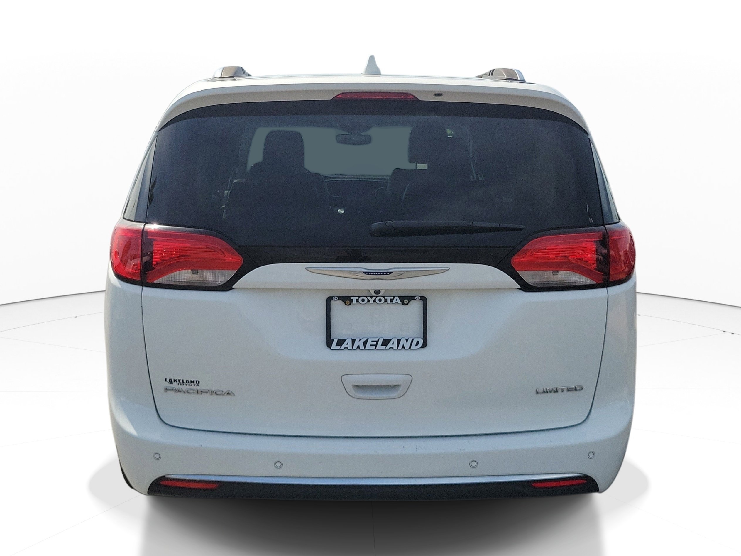Used 2020 Chrysler Pacifica Limited FWD image 7