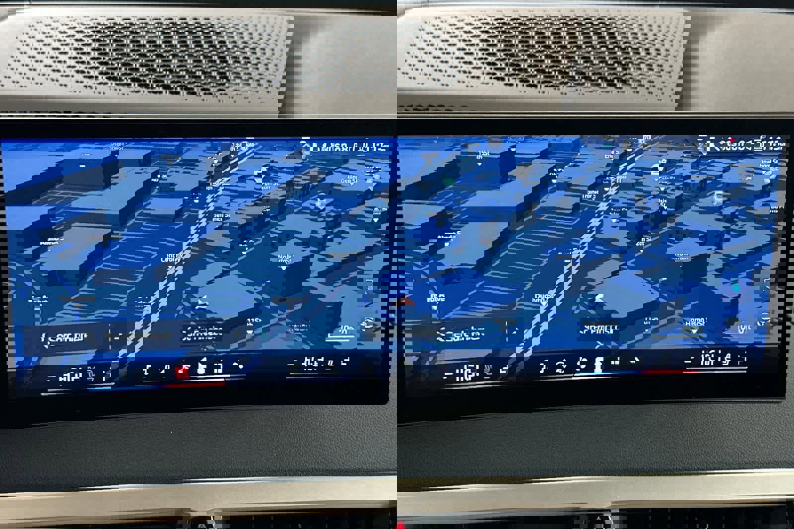 Used 2024 BMW iX xDrive50 w/ Sport Package image 19