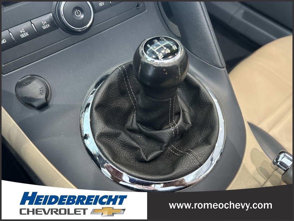 Used 2006 Pontiac Solstice Convertible w/ Premium Package RWD image 21