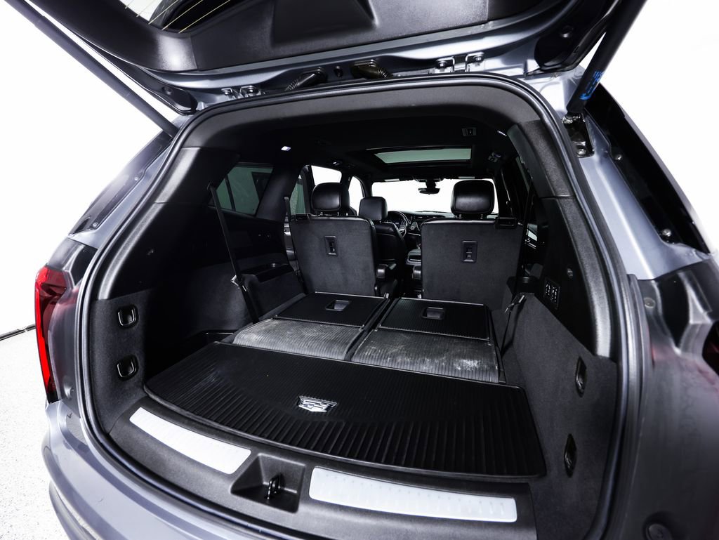 Used 2022 Cadillac XT6 Premium Luxury w/ Technology Package image 17