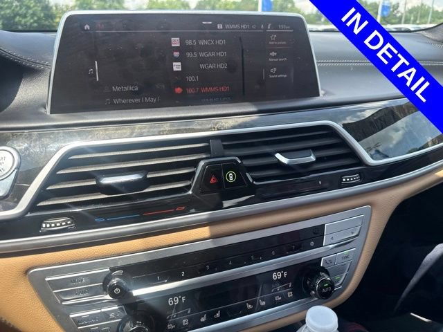 Used 2021 BMW 740i xDrive w/ M Sport Package AWD/4WD image 7