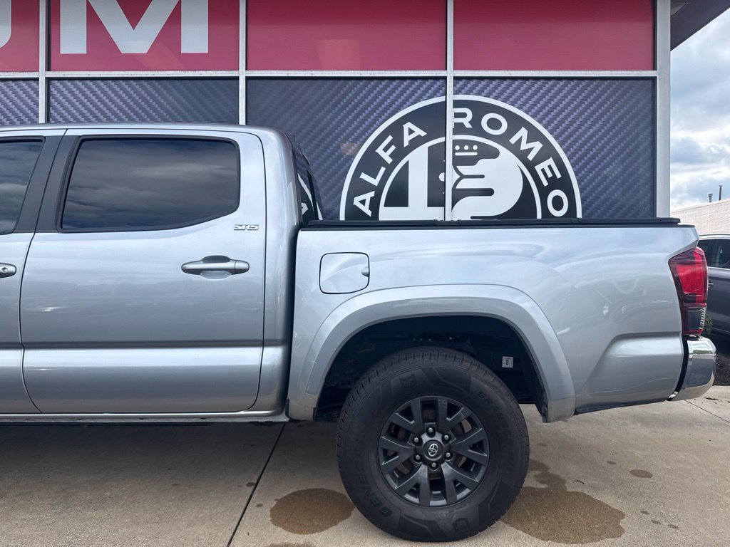 Used 2023 Toyota Tacoma SR5 AWD/4WD image 14
