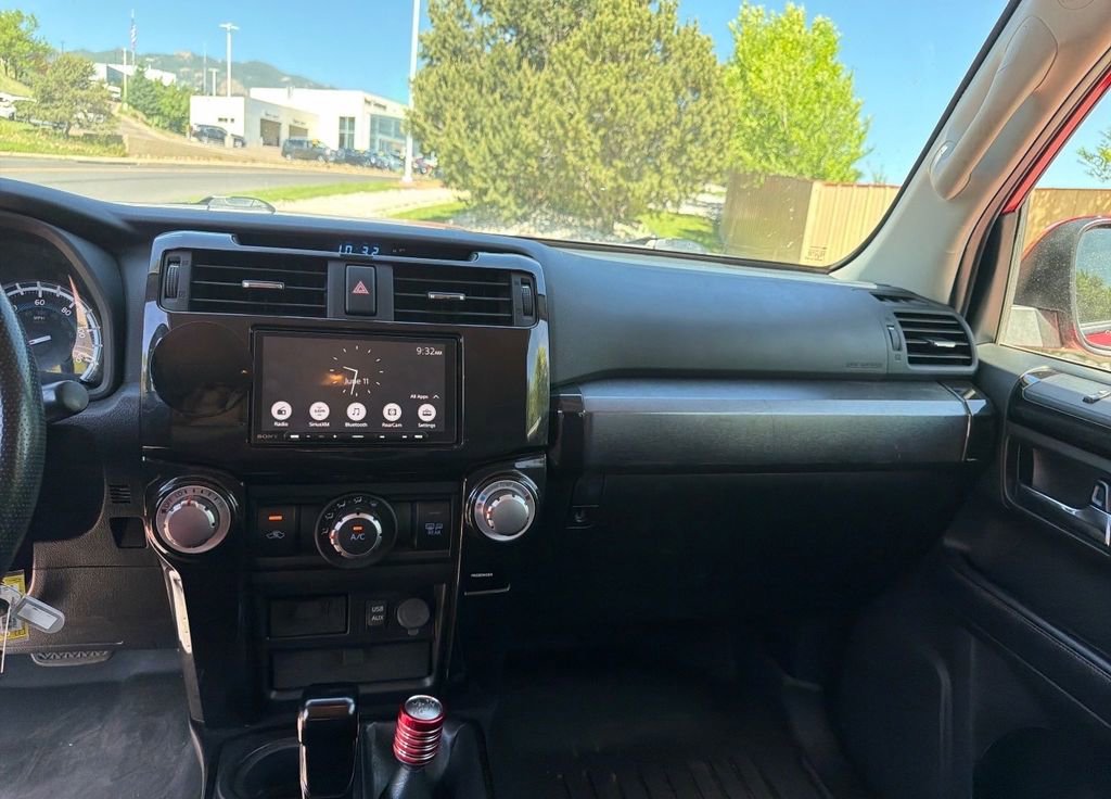 Used 2017 Toyota 4Runner TRD Pro AWD/4WD image 17