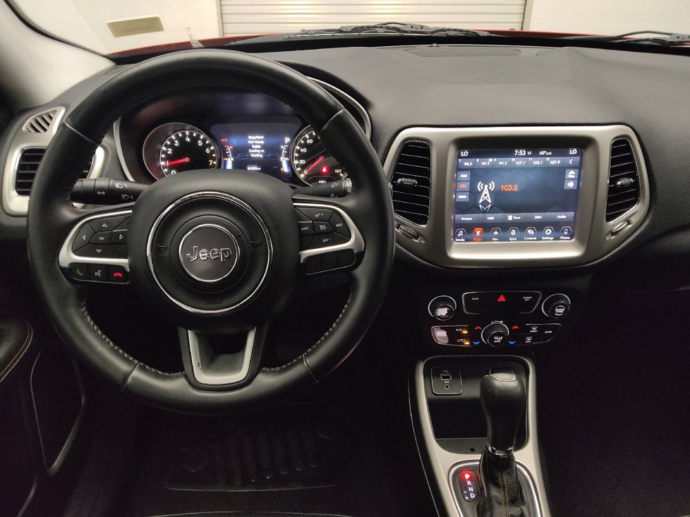 Used 2017 Jeep Compass Latitude w/ Popular Equipment Group FWD image 22