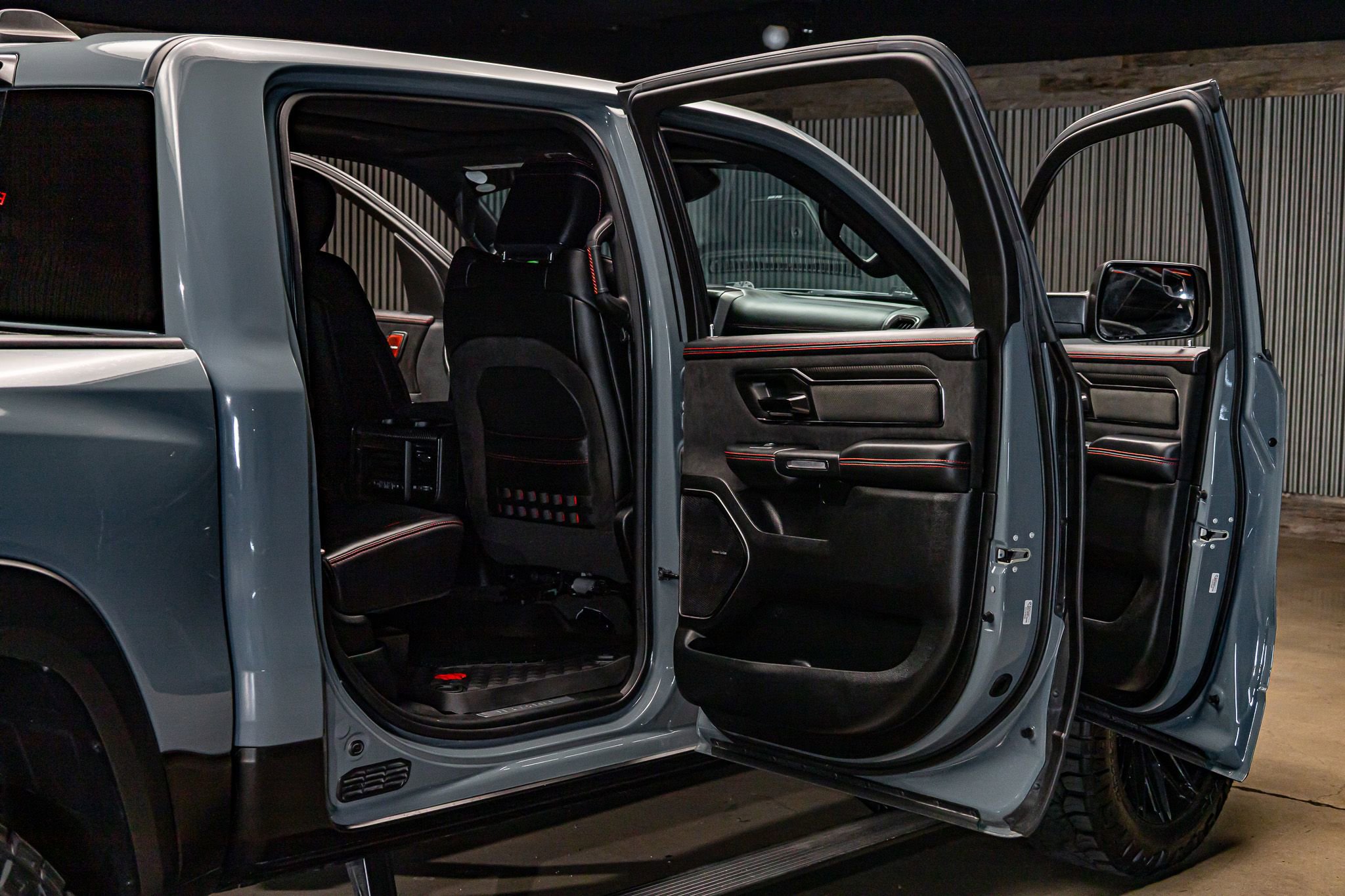 Used 2021 RAM 1500 TRX w/ TRX Lanuch Edition image 30