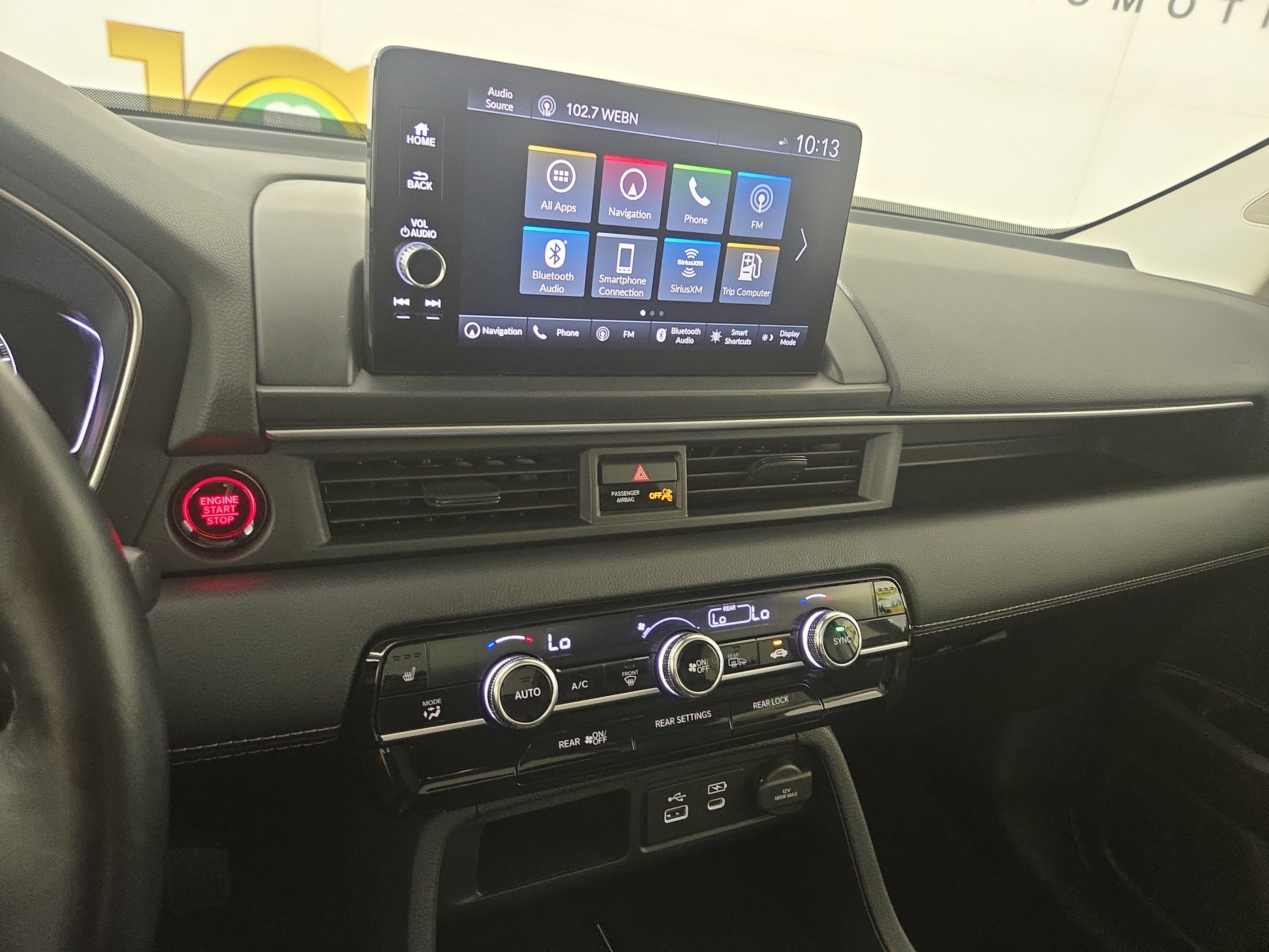 Used 2025 Honda Pilot Touring image 24