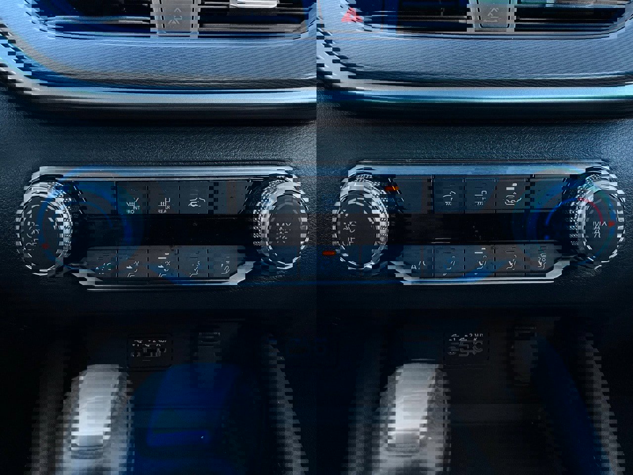 Used 2025 Nissan Altima 2.5 SR image 27