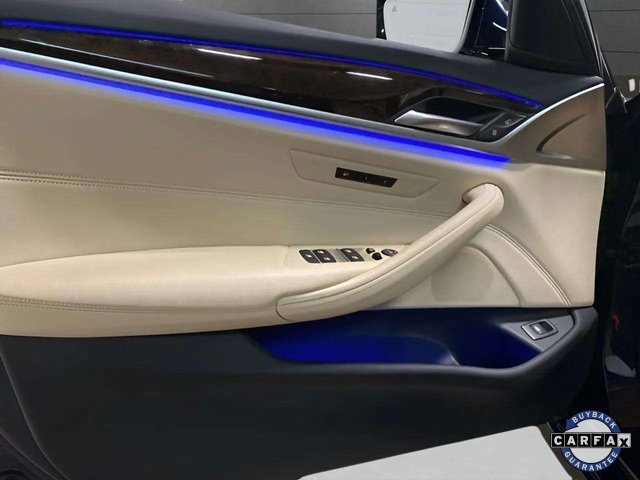 Used 2020 BMW 530i w/ Convenience Package image 32